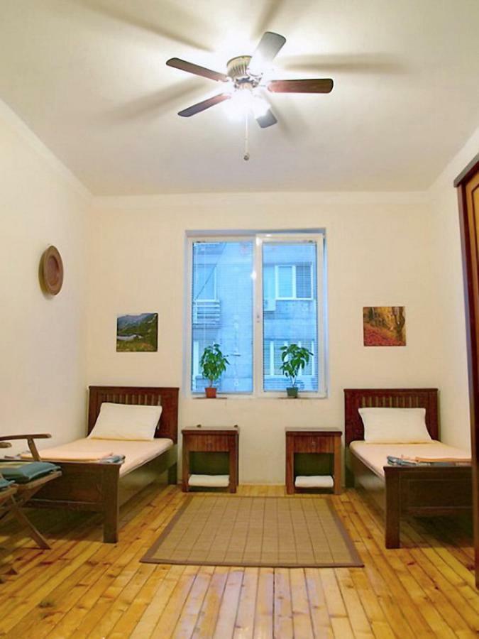 Interhost Guest rooms&apartments Sofia Exterior foto